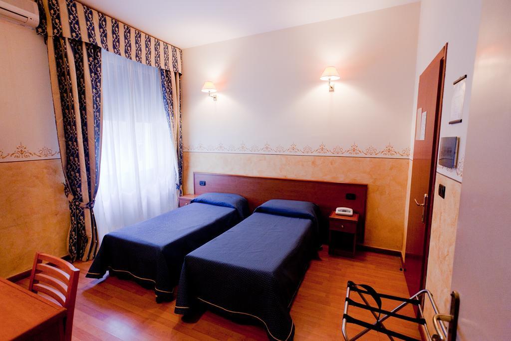 Hotel Lungomare Reggio di Calabria Ngoại thất bức ảnh