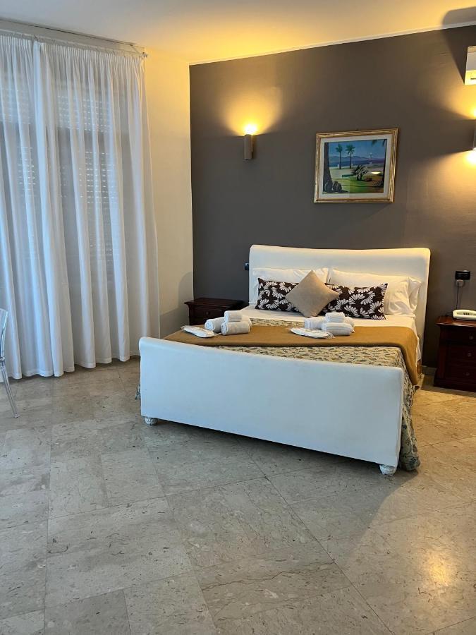 Hotel Lungomare Reggio di Calabria Ngoại thất bức ảnh