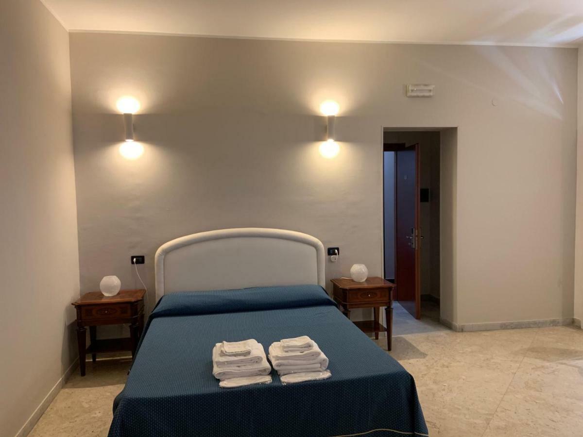 Hotel Lungomare Reggio di Calabria Ngoại thất bức ảnh